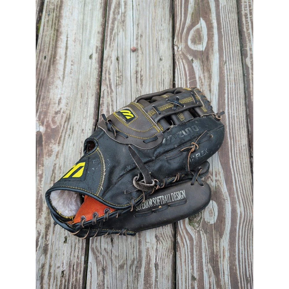 Mizuno MZ130S Professional Franchise Baseball / Softball Glove RHT 13" Black